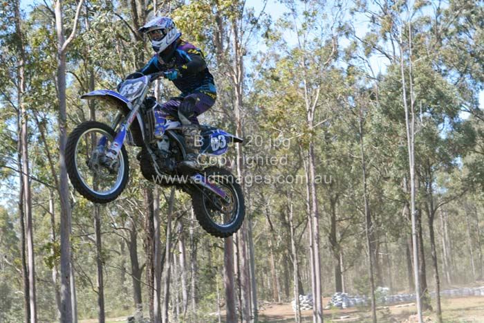 678x444 pixels (98K)